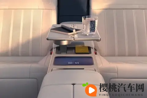 蔚来ET9：续航650km，900V快充，41秒破百，空悬+后轮转向-1