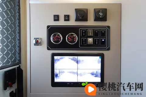 一箱油跑千公里，总电量超200度！标配四驱差速锁，还有超大床！-3