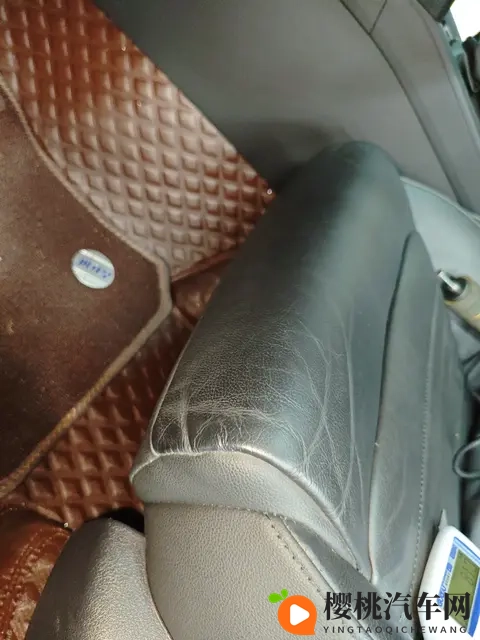 10万多拿下大众迈腾,28万公里一手车况值不值?-3