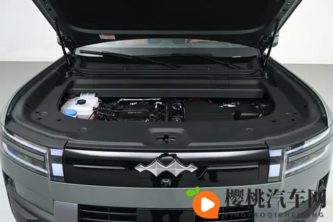 智能与安全的双重守护：体验方程豹钛7 2025款 190KM四驱Ultra版-2