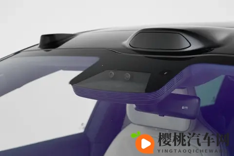 挑战BBA！长53米+4座，配线控转向、后轮转向和全主动悬架-2