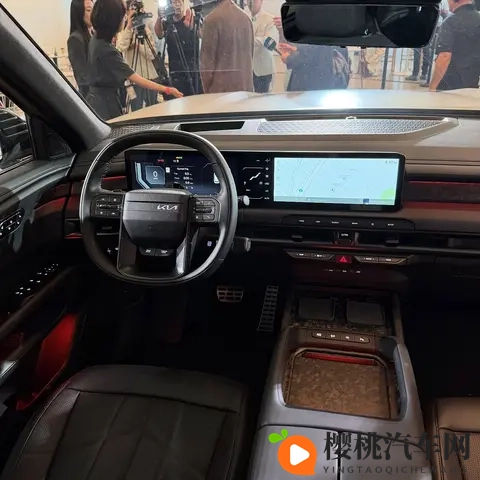 全新起亚Telluride实车亮相 气场不输路虎 提供混动版可选-2