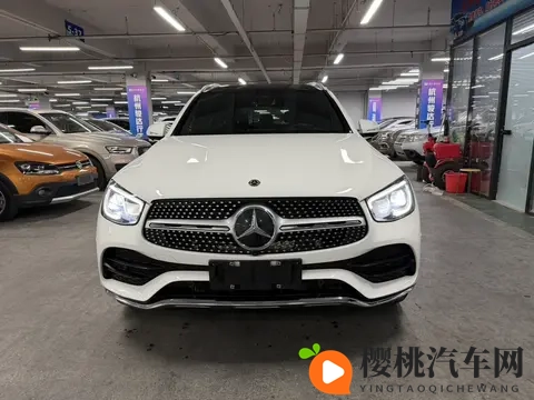 25万拿下白色奔驰GLC，体验零百69秒的豪华！-2