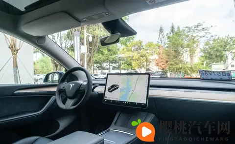 特斯拉Model Y821公里续航,2885万值不值?四大版本终极选购指南-2