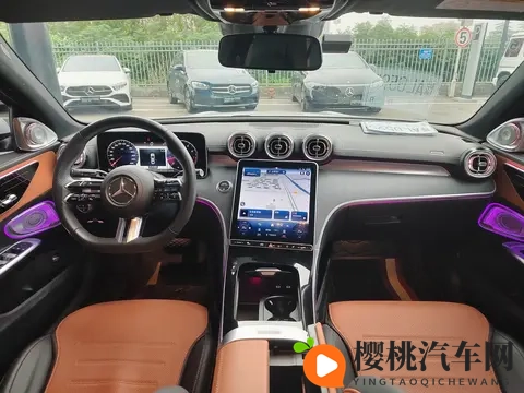 19万多,23年底准新奔驰C级,一手车代步优选?-1