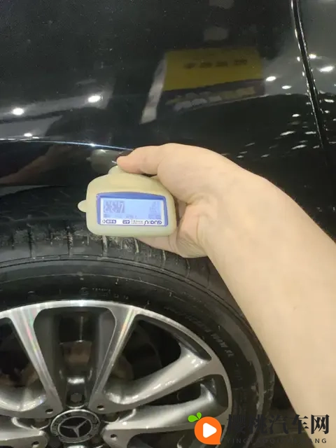 激光雷达+软硬悬挂,5_6座可选,这款中大型SUV14万-1