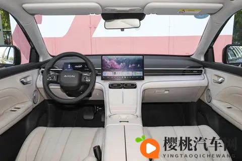 1268万起买增程SUV，亏电油耗55L，还有20万级体验？-2