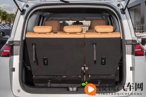 五菱星光730 PHEV家的新成员，出行的新答案？-3