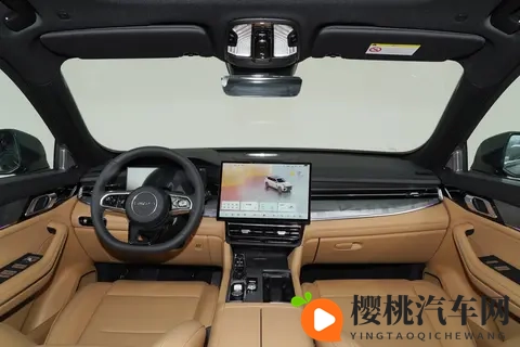 上市即热销!这款燃油车凭什么?看完配置清单,我懂了-1