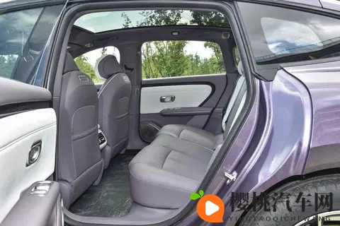 小鹏MONA M03锁死13万级市场？长安启源A06能给出更优方案吗？-3