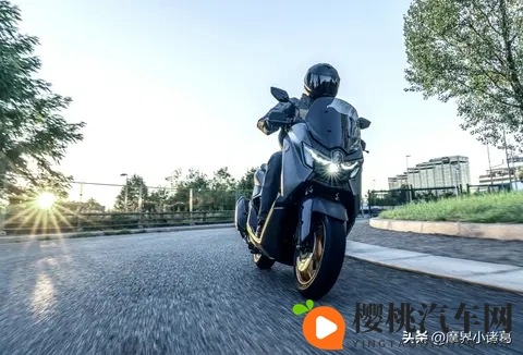 雅马哈发布2026款XMAX300和NMAX155，这种打法值得国内借鉴！-3