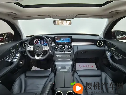 15万内拿下红色奔驰C级,2021年一手准新车,都市丽人的优雅之选-3