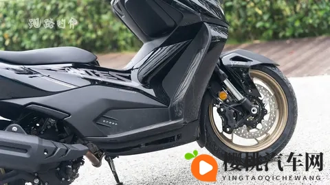 好大公 快用力日 日深视频：汽车选购攻略：揭秘驾驶乐趣与舒适体验的完美结合-1