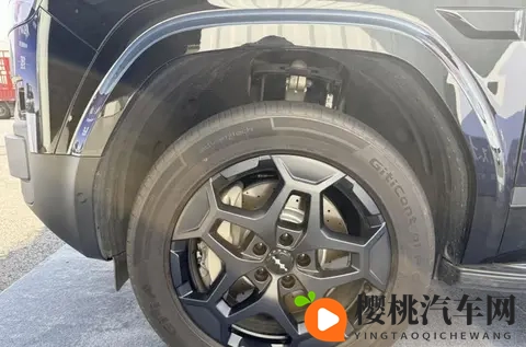 插混+越野基因+方盒子，20万预算方程豹钛7值不值得买、怎么买？-2