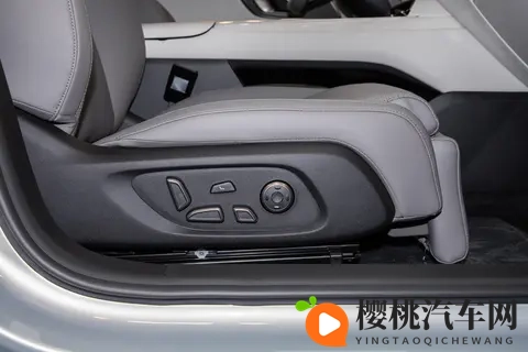 深蓝L06:颜值、智能、操控全拉满,合资车真慌了,适合年轻人-2