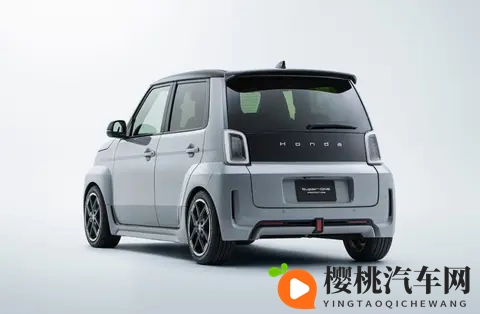 7档变速、油车声浪、激情驾驶，本田“老头乐”并非为老头打造？-1