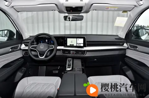 大空间，5座布局，20T+四驱，大众揽巡怎么样？-1
