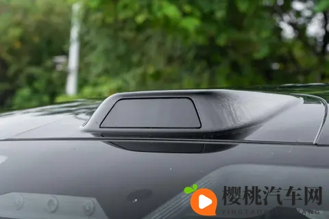 230km纯电+1300km综合续航！2998万起！腾势N8L实力如何？-3