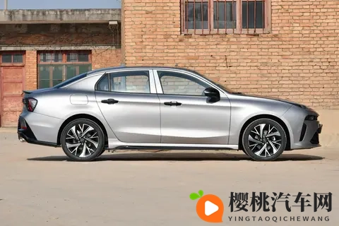 1038万起就能拿下！第三代领克 03 到底值不值得买？跟你唠透-1