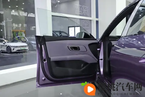 深度体验深蓝L06:15万级轿车市场的一股“务实清流”-3