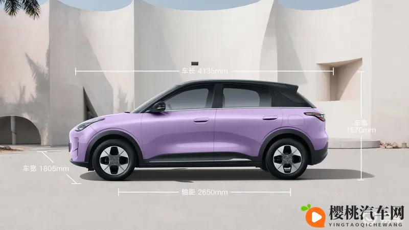 女角色去小内皮肤：概念车内饰革新：环保舒适新体验-2