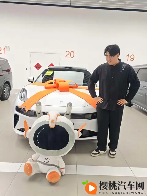 等了四年的车终于到手，同事的焕新极氪001终梦圆-2