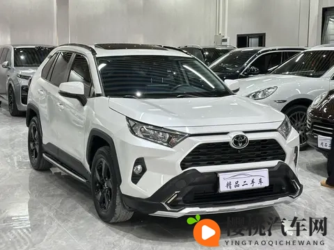 我半夜摸白丝妺妺的胸好大：深夜意外触碰丝袜姐姐丰满胸部-2