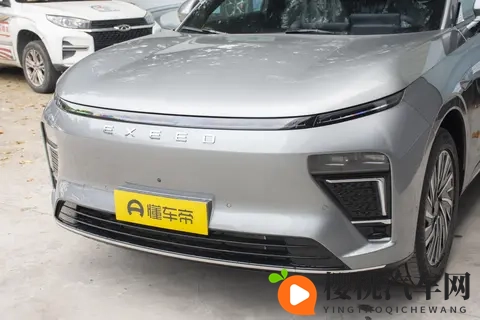 2025 款星纪元 ET:豪华安全大五座 SUV 11 月权益在 适合家用-3