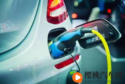 油车换电车1年后,才明白的3件事,普通人真的不建议买电车!-3