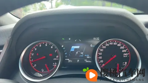 12万多拿下准新丰田凯美瑞,家用代步好选择!-3