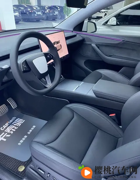 特斯拉Model Y长续航后驱-3