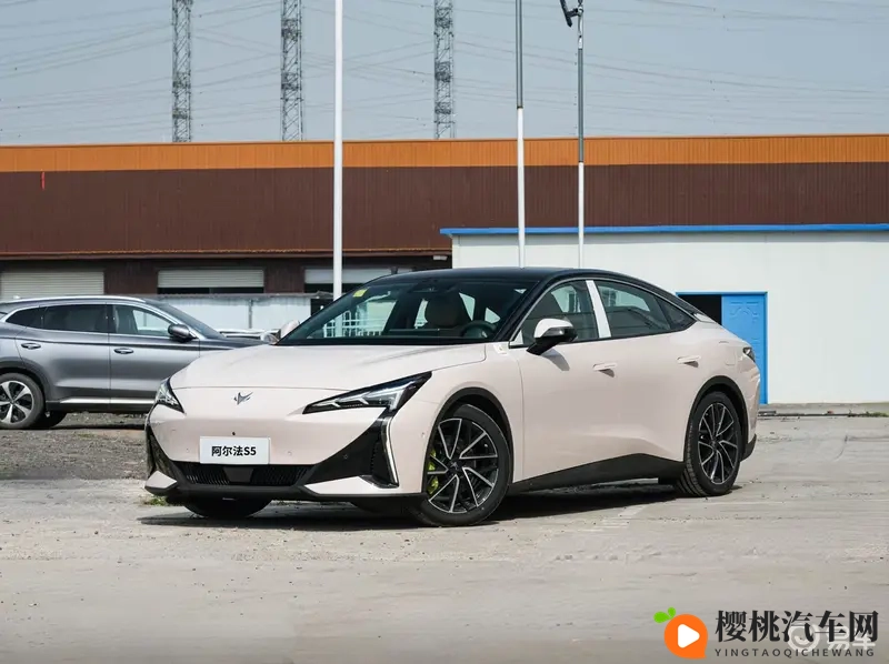 可以插西施模拟器游戏吗：智能驾驶新体验：车载VR游戏带你穿越时空-2