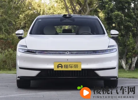 长安启源A06:续航持久,800V快充,还有冰箱-3