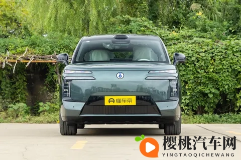 六座空间+四驱，腾势N8L DM值得选吗？-3