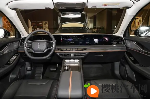 有亮点但不多，林肯Z推出大幅购车优惠，哪款配置值得大家入手-1