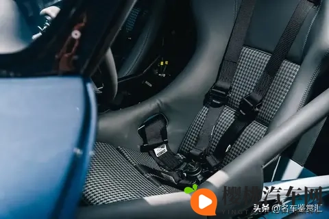 保时捷肯定没想到这辆911 GT1会变成这样-2