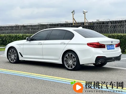 99涩涩：高端汽车品牌新车型解析：动感外观，卓越性能！-2