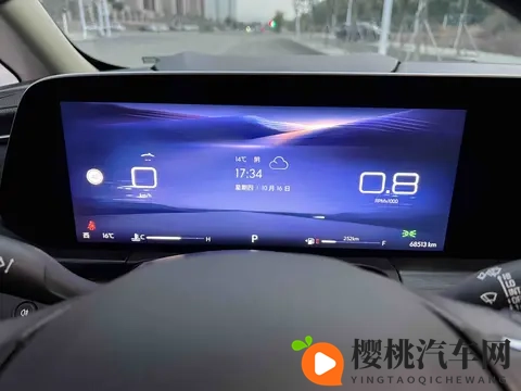 23年一手别克GL8,6万公里,228万拿下家用_商务都合适?-1