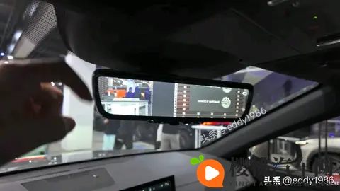 全新雷克萨斯ES实车外观与内饰终于曝光,惊喜与惊吓并存!-1