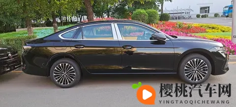 迈腾B9这次改到心坎里！物理键+华为HiCar，17万级合资车首选？-2