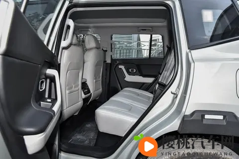 15T插混SUV，两驱还是四驱？山海T1 2025款怎么选？-3