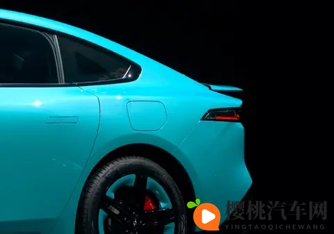 【E汽车】东风奕派eπ007+上市，限时1399万起-1