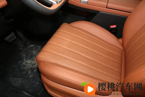 11 万级混动 SUV,带全家出游轻松搞定,捷途山海 L7 PLUS很值?-3