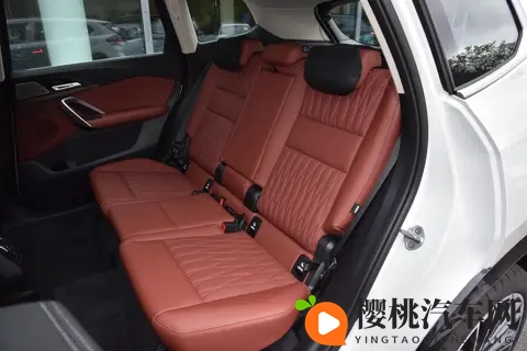 宝马X1：我都降到169万了，不比途观L更香？-3