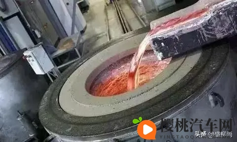 轮毂里灌沙子？劳斯莱斯背锅，流量在演戏-3