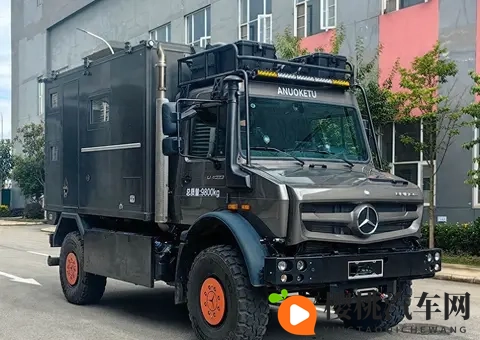 奔驰旅居车:铁皮屋里的移动生活实验-3