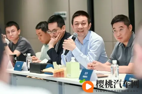 网暴，已经伤害不到李斌了-1