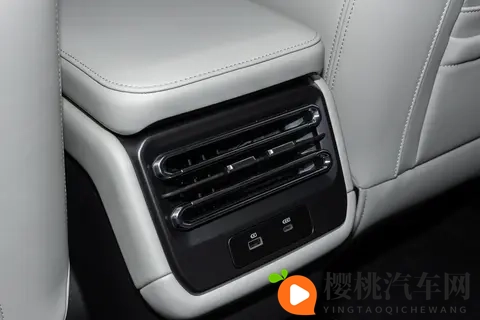 15万想兼顾通勤、露营与越野?捷途山海T1:这台方盒子SUV全搞定-1