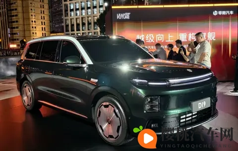 新势力10月销量公布,一边是创新纪录,一边是在保命-1