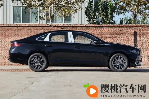 全新东方曜来了,把中国传统文化融入燃油轿车,实力能打吗?-1
